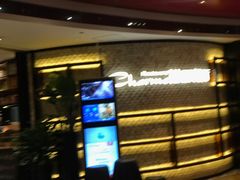 -港丽餐厅(正大店)