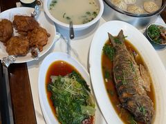-梅利汴京烤鸭•开封豫菜地标店(东大街店)