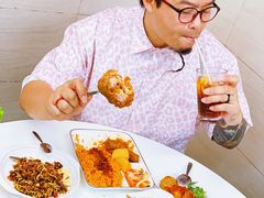 -缅华南国小食店