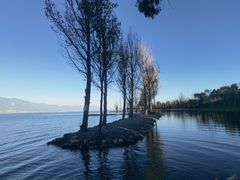 -大理洱海龙湾假日酒店