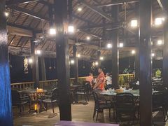 -渔家火锅·海鲜自助餐·演艺(亚龙湾天域酒店)