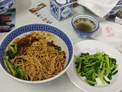 -沪西老弄堂面馆(定西路店)