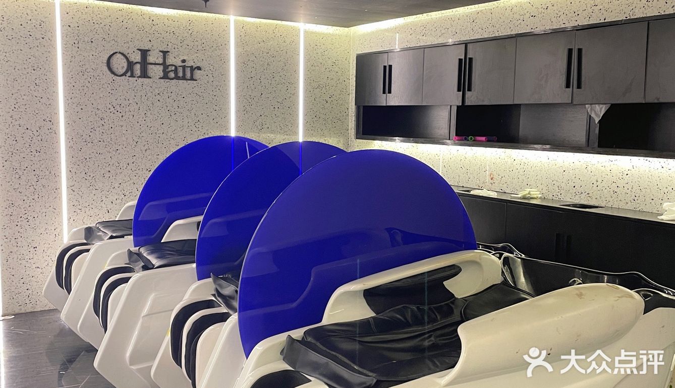 郑州探店｜林更新的理发店 on hair