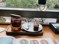 -西西弗书店&矢量咖啡(凯德晶萃广场店)