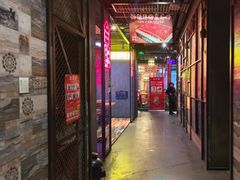 -琥珀老六龙虾(四里河店)