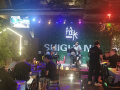 -拾光音乐餐酒吧(告庄星光夜市店)
