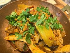 -成都你六姐·牛肉冒菜(上海环宇荟店)