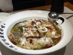 -江渔儿酸菜鱼·拔草餐厅(虎门君乐汇店)