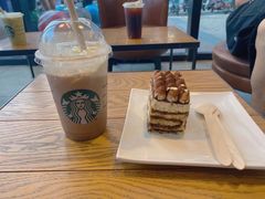 -星巴克(济宁万达广场店)