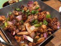 馋嘴牛蛙煲-弄堂里·寻味杭州(湖滨银泰in77C区店)
