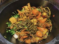 -营信刘罗锅铁锅炖(民主店)