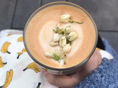 栀子花梨香拿铁-Seesaw Coffee(上生新所店)