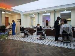-理昂男士理发店 Barber shop