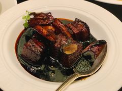 黑松露红烧肉-北京四季酒店·采逸轩