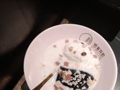 白雪烧仙草-锅哥有料老火锅(金港国际店)