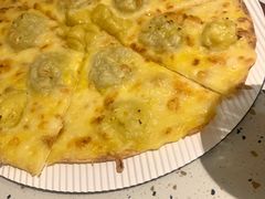 榴莲三精灵薄脆比萨-必胜客(WOW中心城店)