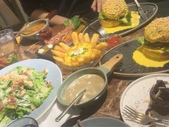 -Let'sBURGERplus·非常创意汉堡(三里屯店)