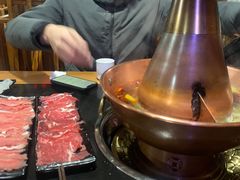 -果松木炭酸菜铜火锅·外婆参鸡汤