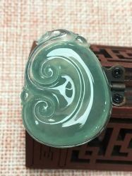 -北京七彩云南翡翠珠宝旗舰店(月坛店)