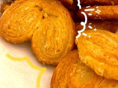 小蝴蝶酥-上海哈尔滨食品厂(淮海中路店)