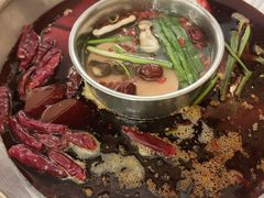 -山城年华老火锅(玉林店)