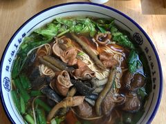 -镇南锅盖面馆(解放路店)