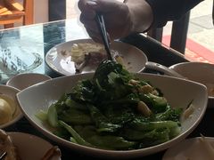 -广东仔港式茶餐厅(银泰店)