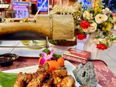 -刘姐啤酒鱼民族演艺餐厅(西街总店)