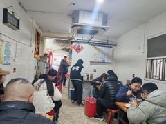 -叶新小吃店(来凤小区总店)
