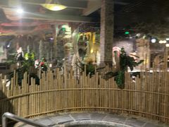 -泉城欧乐堡戏水湾艺术养生温泉