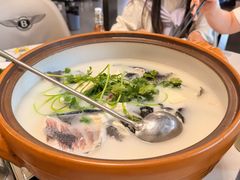 鱼头豆腐汤-宝荣鱼馆·临湖之宴(千岛湖店)