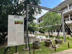 -吐斯廉屠杀博物馆