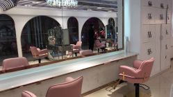 -BULB STUDIO 巴柏明星发型工作室