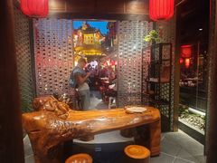 -小龙翻大江文化火锅(宽窄店)