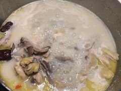 -洪氏嗨捞·猪肚鸡火锅(阳光天地店)