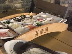 -芸南道·过桥米线(昆明老街旗舰店)