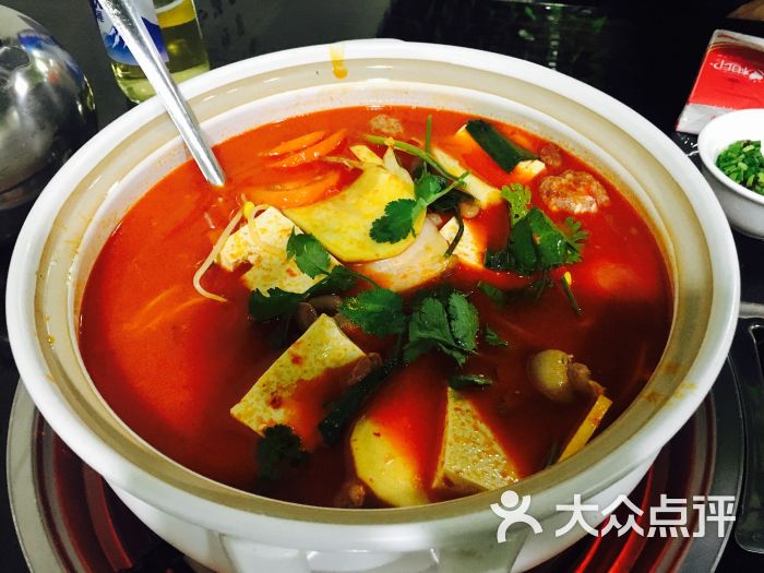 黔府豆米火锅野菜馆图片 - 第1张