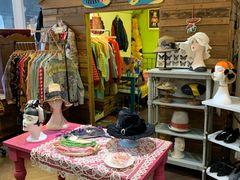 -恋物百货商店(华侨城店)