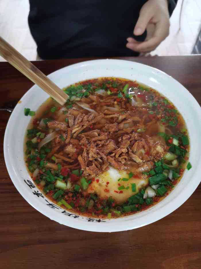 杨胡子米面(南正街店)-"[薄荷]环境:很干净的噢 但是还是建议.