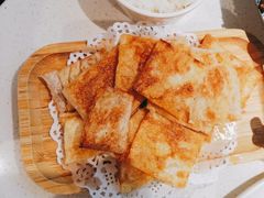 -小鱼小牛·鱼牛干锅·脆鱼火锅(世欧广场店)