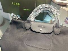 -Longchamp(太古汇店)