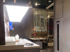 -海底捞火锅(长宁路龙之梦店)