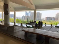 -青青世界