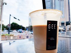 冰拿铁-Gee Coffee Roasters (万象城店)