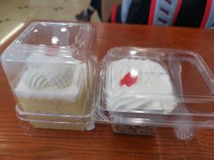 -红宝石·鲜奶小方·海派西点房(南丹店)