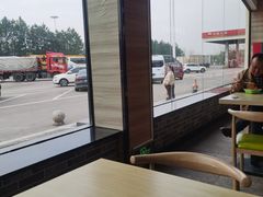 -鹰潭服务区-停车场