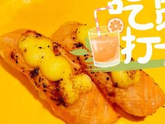炙烧芝士三文鱼-小乔回转寿司(铁东万象汇店)