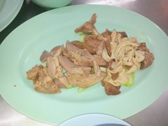 鸡杂-红大哥水门鸡饭(總店)