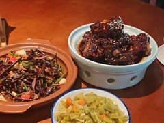 -徽三说·土徽菜·中国徽菜连锁品牌(一中店)