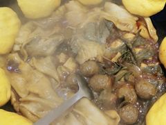 -人民公社铁锅炖·东北菜(卫国道店)